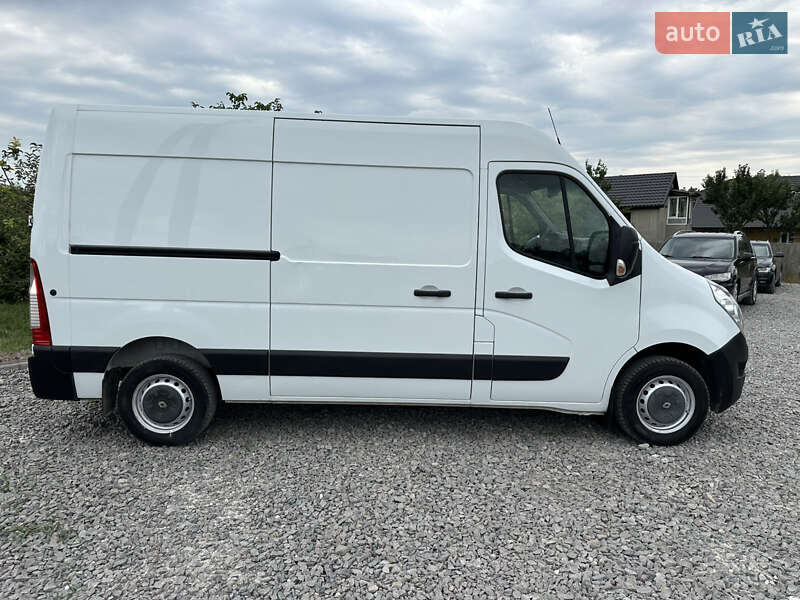 Грузовой фургон Renault Master 2016 в Радехове