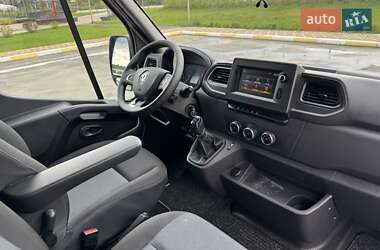 Грузовой фургон Renault Master 2020 в 