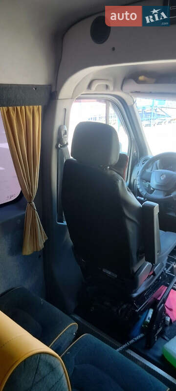 Микроавтобус Renault Master 2014 в Киеве