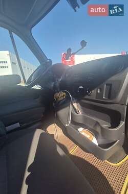 Грузовой фургон Renault Master 2017 в 