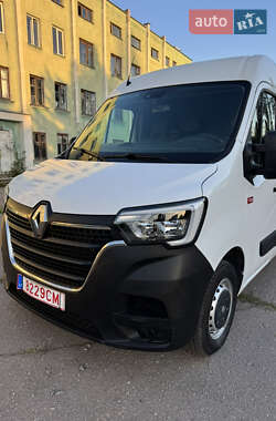 Грузовой фургон Renault Master 2020 в 