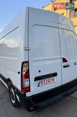 Грузовой фургон Renault Master 2020 в 