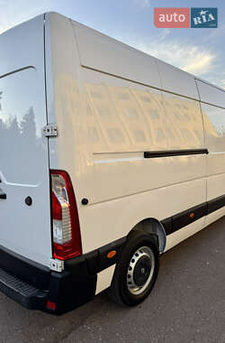 Грузовой фургон Renault Master 2020 в 