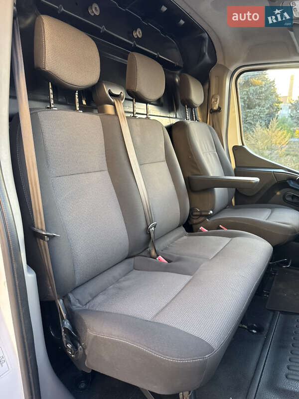 Грузовой фургон Renault Master 2020 в Киеве