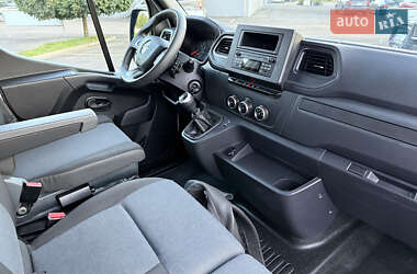 Грузовой фургон Renault Master 2021 в 