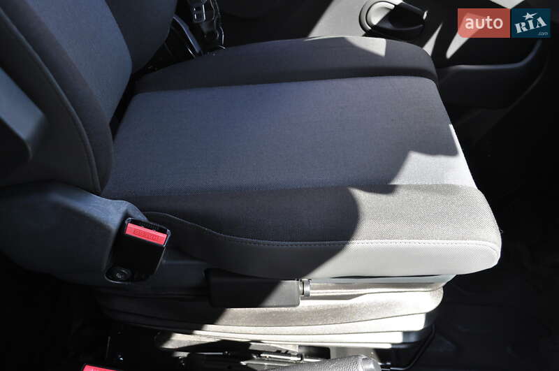 Грузовой фургон Renault Master 2021 в Киеве