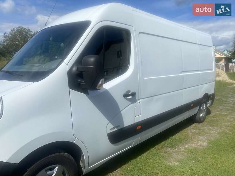 Грузовой фургон Renault Master 2016 в Ровно