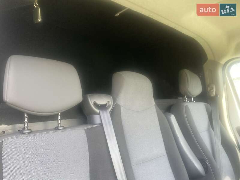 Грузовой фургон Renault Master 2016 в Ровно