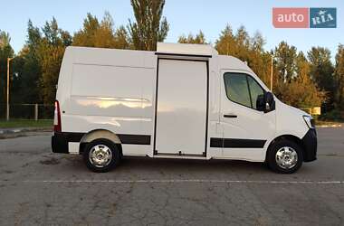 Грузовой фургон Renault Master 2020 в 