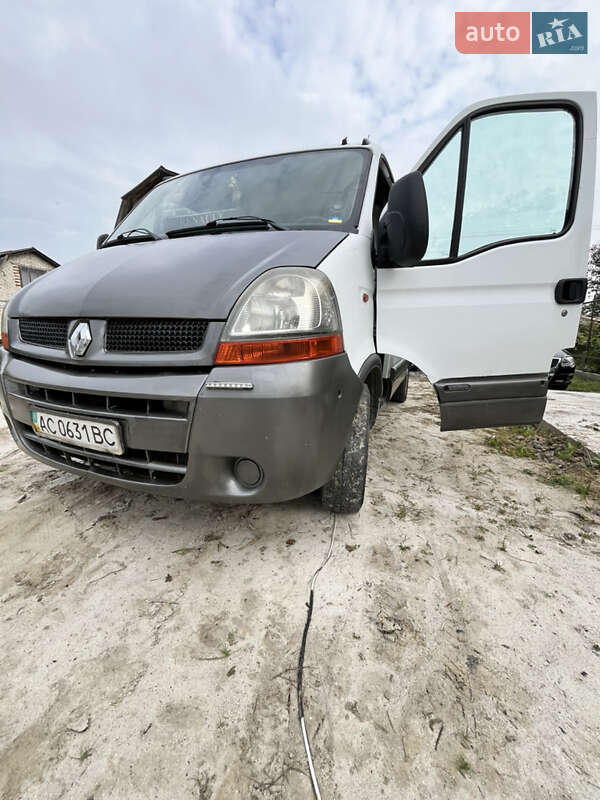 Renault Master 2004