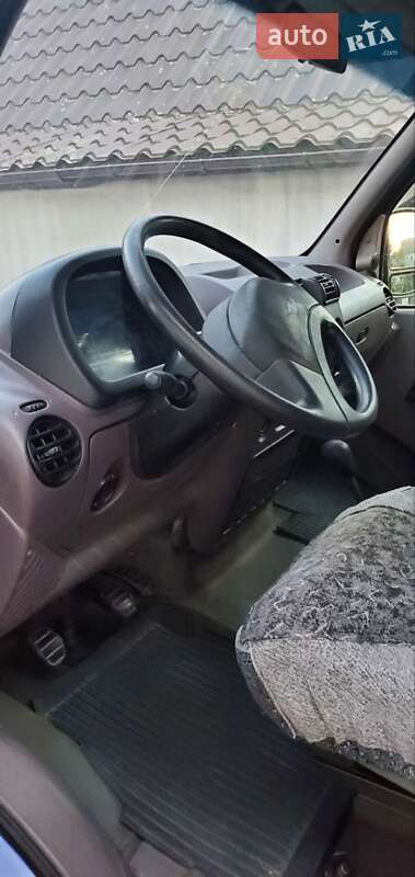 Микроавтобус Renault Master 2000 в Радехове