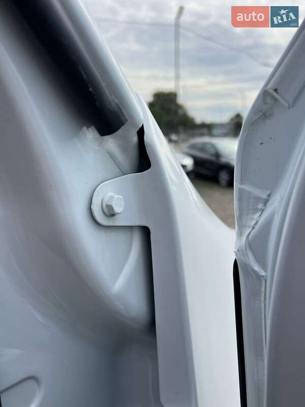 Грузовой фургон Renault Master 2022 в Днепре фото 15 Грузовой фургон Renault Master 2022 в Днепре