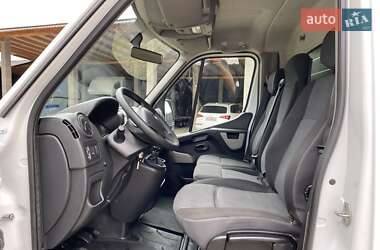 Грузовой фургон Renault Master 2019 в 