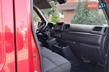 Грузовой фургон Renault Master 2020 в 