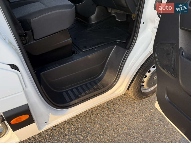 Микроавтобус Renault Master 2019 в Днепре