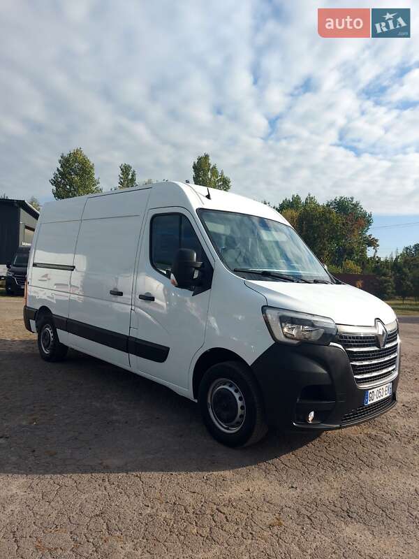 Грузовой фургон Renault Master 2021 в Млинове