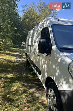 Грузовой фургон Renault Master 2016 в 