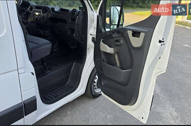 Грузовой фургон Renault Master 2018 в 