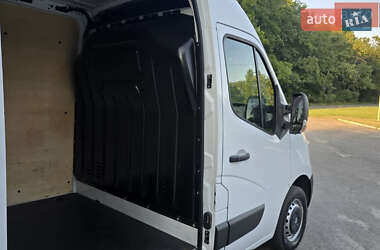 Грузовой фургон Renault Master 2018 в 
