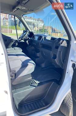 Грузовой фургон Renault Master 2019 в 