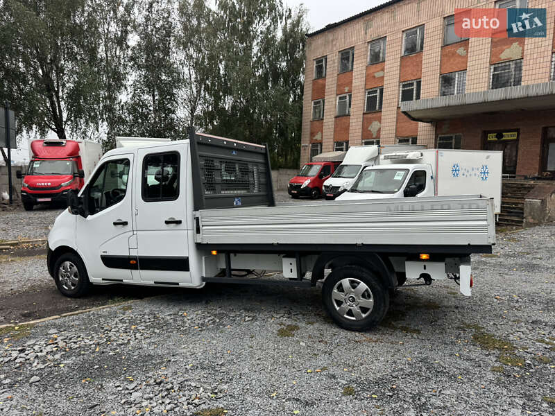 Грузовой фургон Renault Master 2015 в Ровно