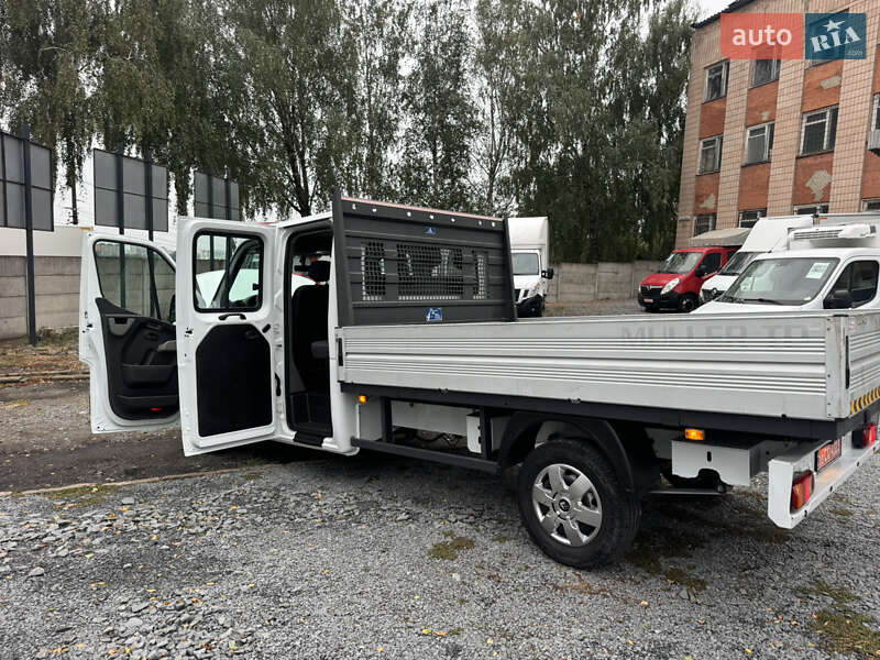 Грузовой фургон Renault Master 2015 в Ровно