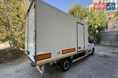 Грузовой фургон Renault Master 2020 в 