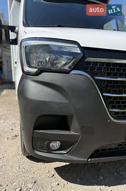 Грузовой фургон Renault Master 2020 в 