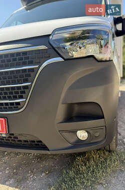 Грузовой фургон Renault Master 2020 в 