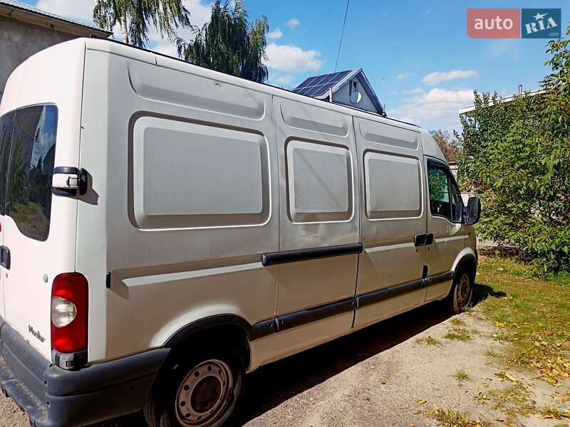 Грузовой фургон Renault Master 2008 в Гореничах