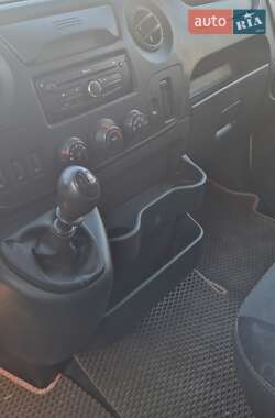 Грузовой фургон Renault Master 2019 в 