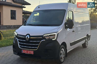Грузовой фургон Renault Master 2020 в 