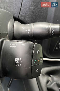 Автовоз Renault Master 2016 в Ровно