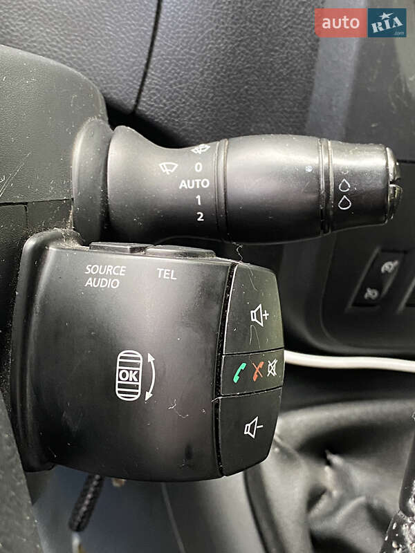 Автовоз Renault Master 2016 в Ровно