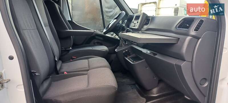Тентованый Renault Master 2021 в Луцке