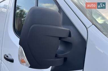 Грузовой фургон Renault Master 2019 в 