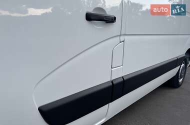 Грузовой фургон Renault Master 2019 в 