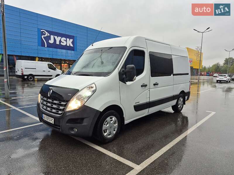 Грузовой фургон Renault Master 2011 в Киеве