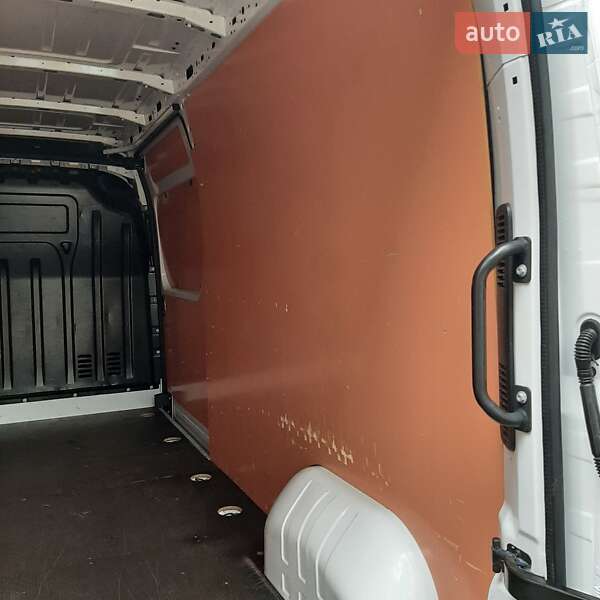 Вантажний фургон Renault Master 2021 в Полтаві