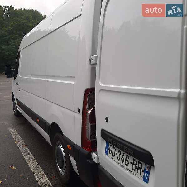 Вантажний фургон Renault Master 2021 в Полтаві