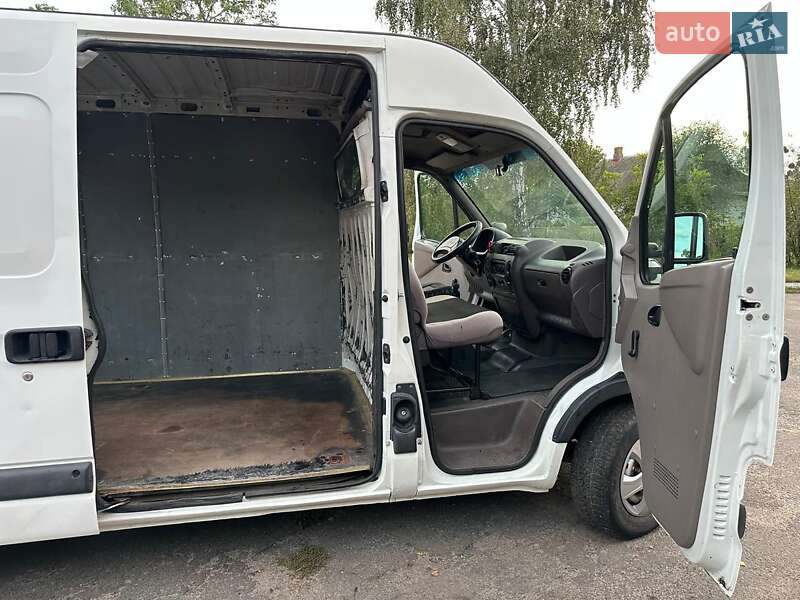 Грузовой фургон Renault Master 2001 в Ратным