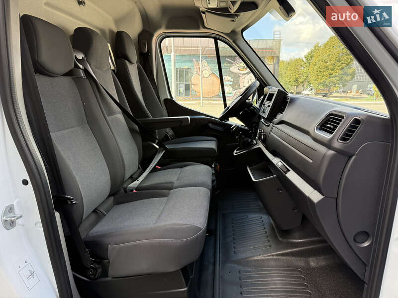 Грузовой фургон Renault Master 2020 в Луцке