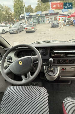 Грузовой фургон Renault Master 2005 в 