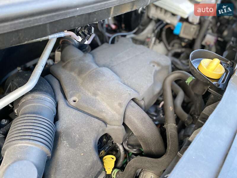 Грузовой фургон Renault Master 2022 в Хусте