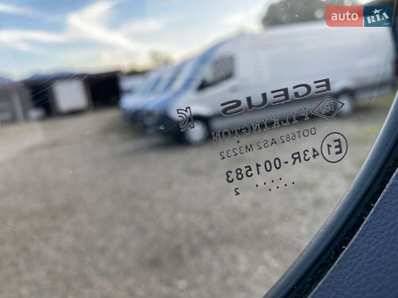 Грузовой фургон Renault Master 2022 в Хусте