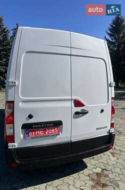 Грузовой фургон Renault Master 2020 в 