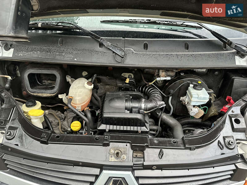 Грузовой фургон Renault Master 2008 в Козине