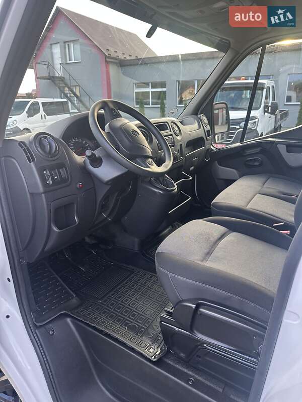 Тентованый Renault Master 2015 в Луцке