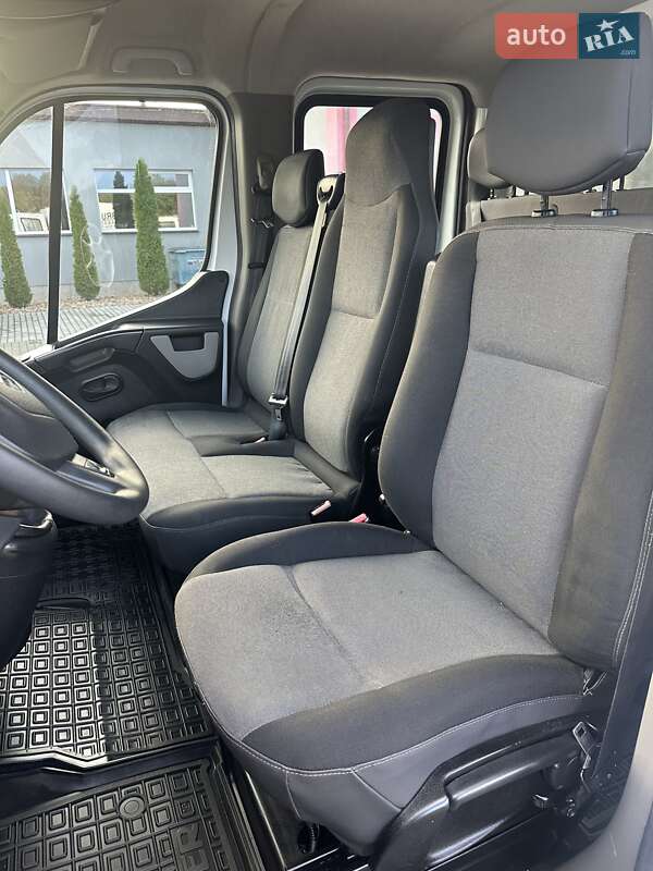 Тентованый Renault Master 2015 в Луцке