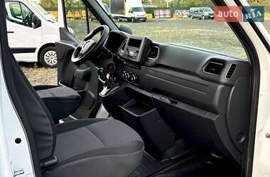 Грузовой фургон Renault Master 2021 в 
